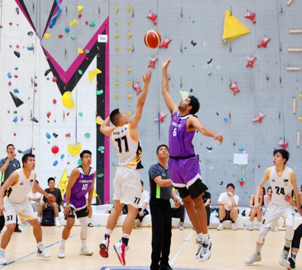 Marc Stein报道，火箭并没有完全排除冠军控卫范弗里特在本赛季复出的可能性。 范弗里特正在竭尽全力进行康复训练，至少为赛季末期的回归保留一线希望。